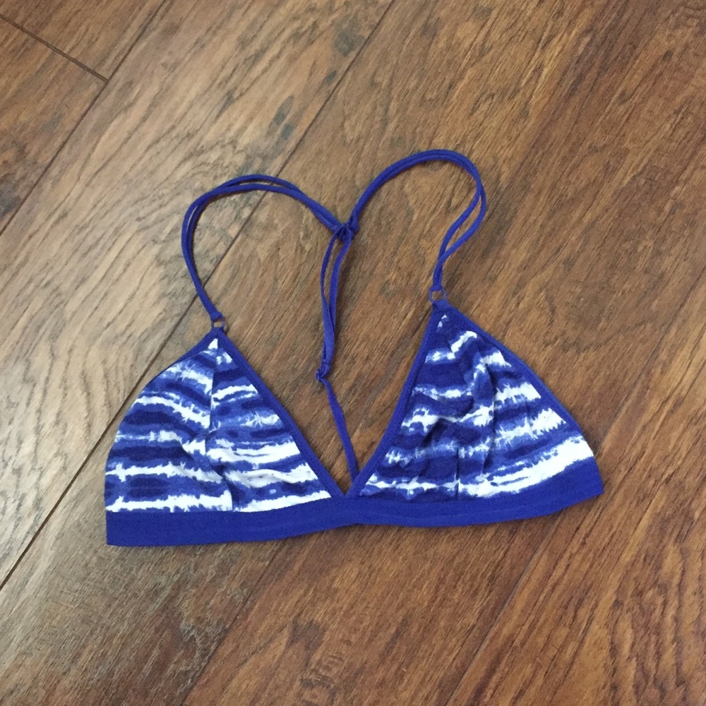 URBAN OUTFITTERS BRALETTE